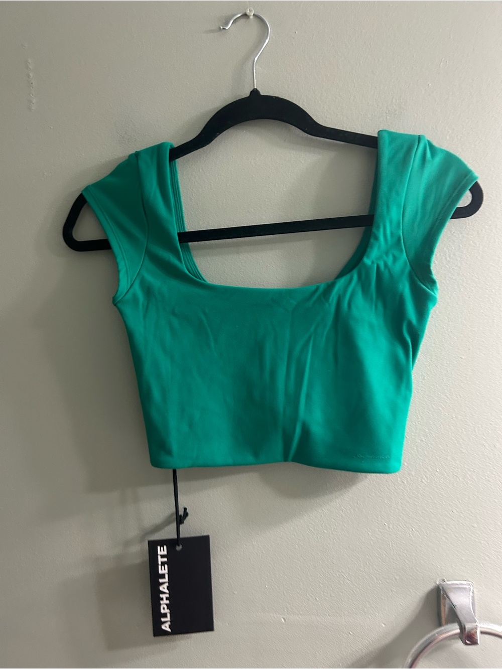 NWT alphalete green crop top cross back athletic top